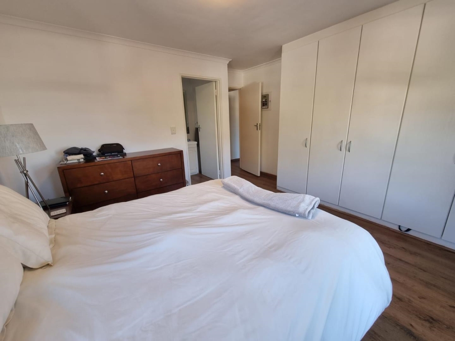 2 Bedroom Property for Sale in Gardens Western Cape